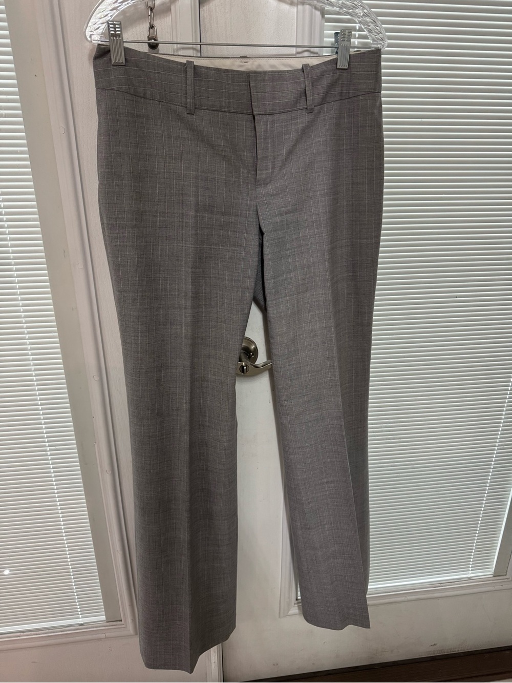 Banana Republic Gray and White Women's Pants - Martin Fit